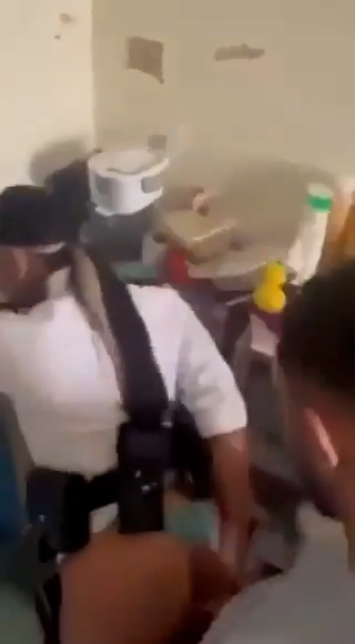 Hmp Wandsworth Prison Guard  sextape so hot