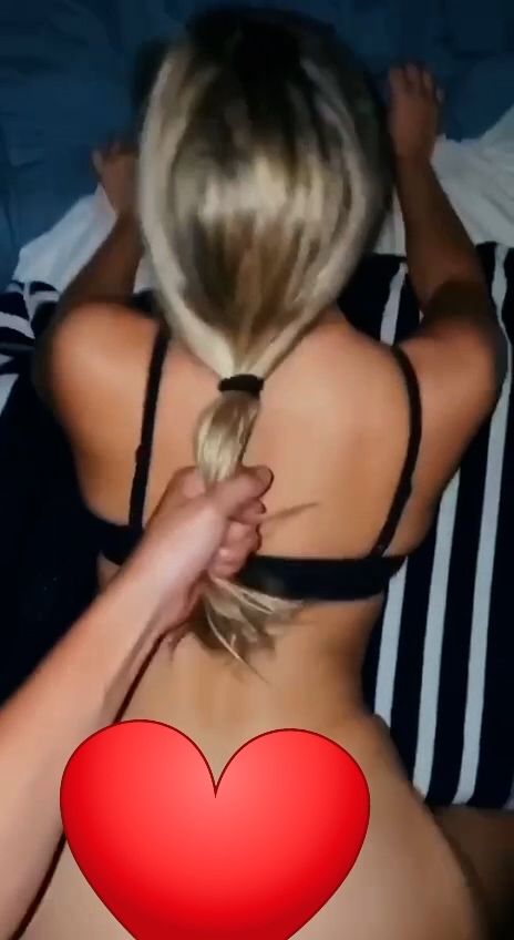 Katie Sigmond Doggy on bed POV Sextape Onlyfans trend